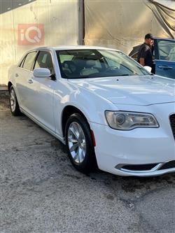 کرایسلەر 300